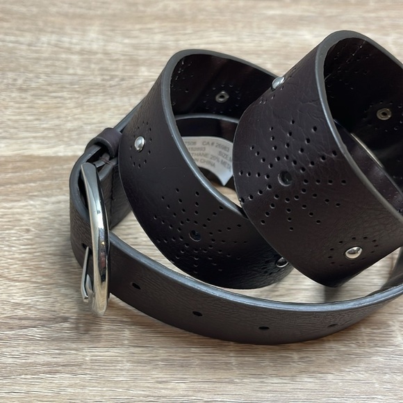 Vince Camuto Brown Vegan Leather Belt Silver Buckle Studded Perforated Design M - Picture 4 of 9